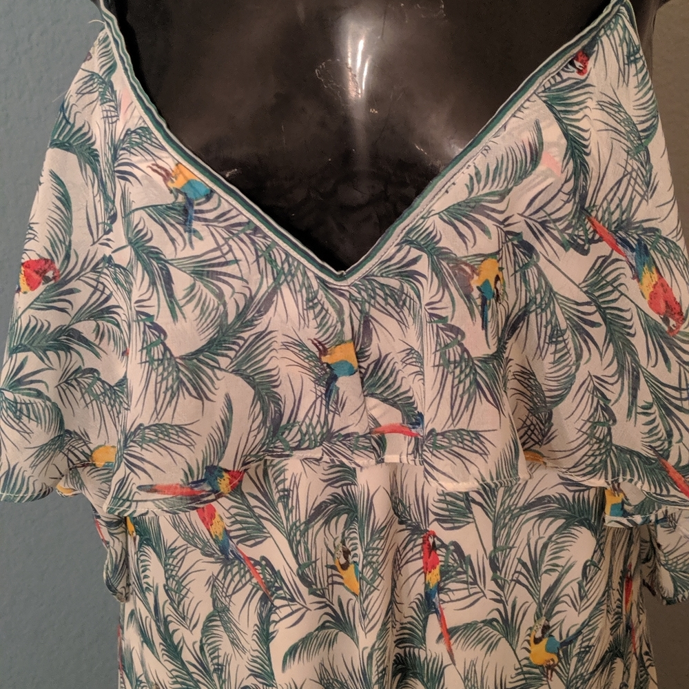 Dress - Picture 3 of 4